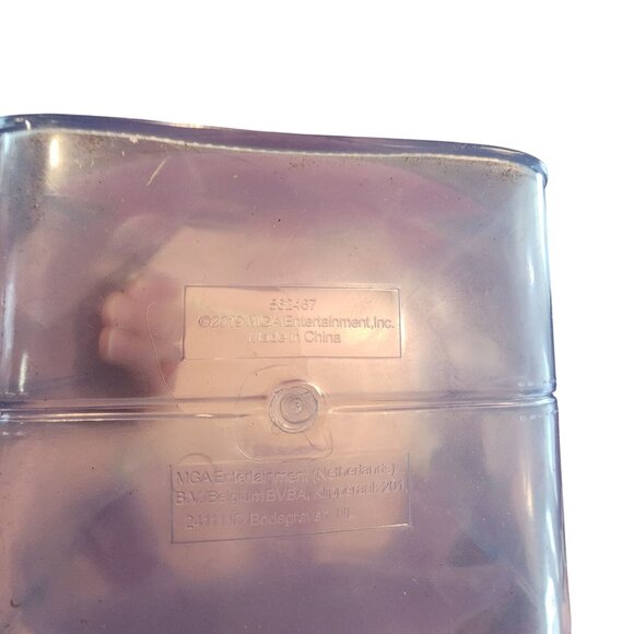 L.O.L. Surprise! Lil Bon Bon Clamshell Purse with a plastic pearl handle. - Picture 4 of 5